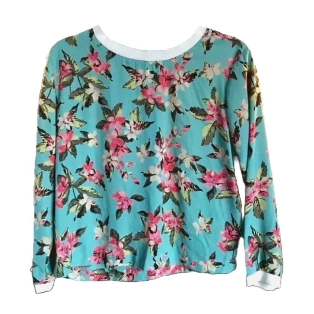 Long Sleeve Floral Top w/ Zip Up Back